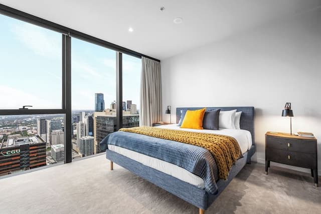 3 Bedroom 3 Bathroom City View Sub Penthouse Apartment