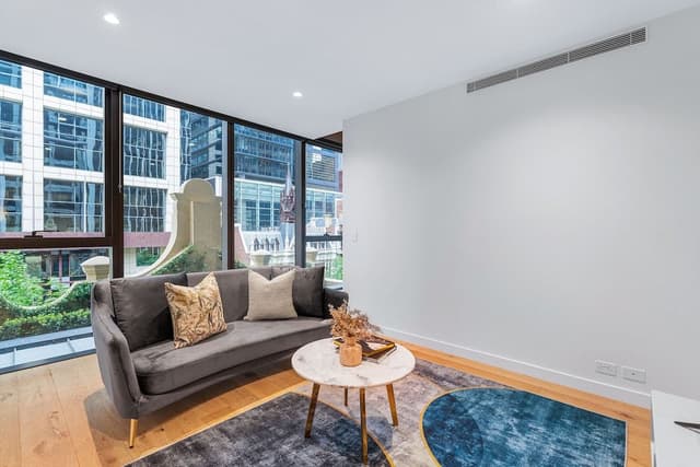 2 Bedroom 2 Bathroom Split Level Apartment
