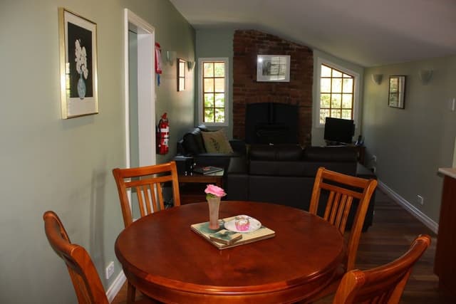 Apple Tree Cottage