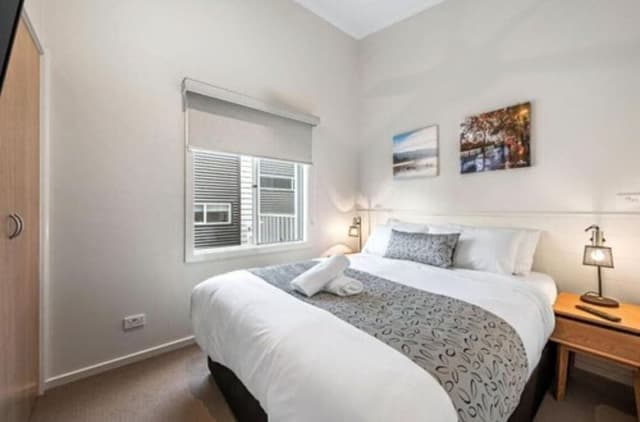 Deluxe 2 Bedrooms Cabin