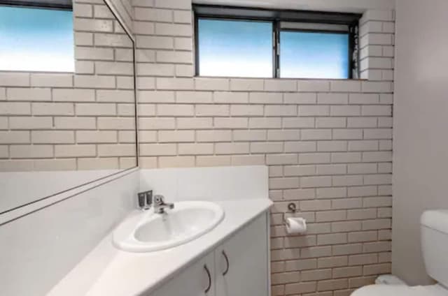 Standard Motel Room - Sleeps 4
