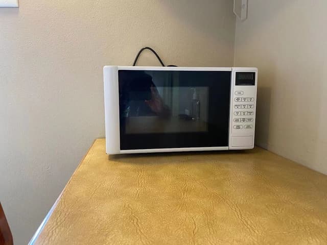 Deluxe Studio