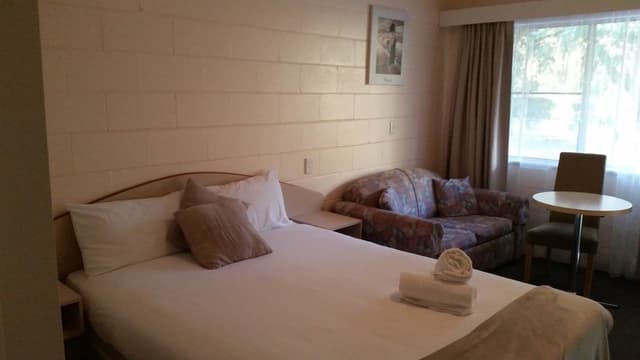Standard Suite, 1 Bedroom, Non Smoking (Double Room)