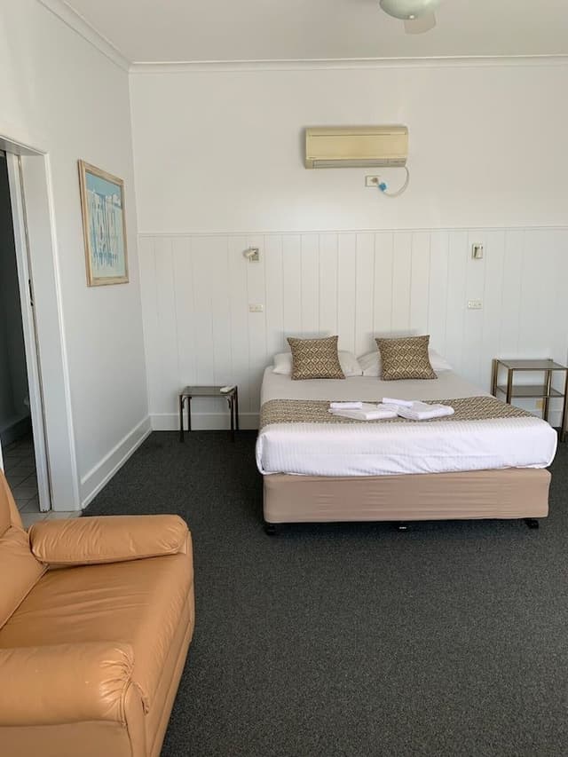 Family Apartment, 2 Bedrooms, Kitchen, Garden View