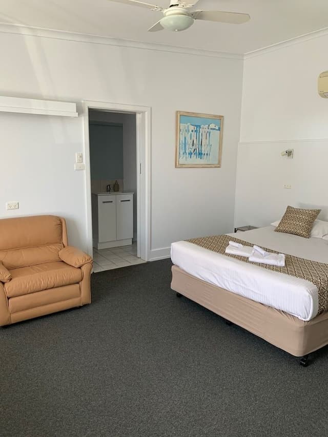 Family Apartment, 2 Bedrooms, Kitchen, Garden View