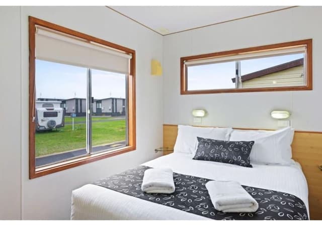 Standard 2 Bedroom Cabin - Pet Friendly