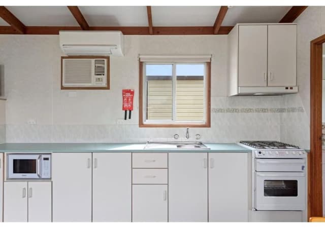 Superior 3 Bedroom Cabin