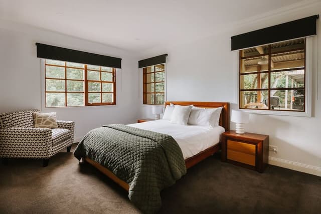 Family Chalet, 4 Bedrooms, Non Smoking, Ensuite (Redwood Chalet 2 nights)