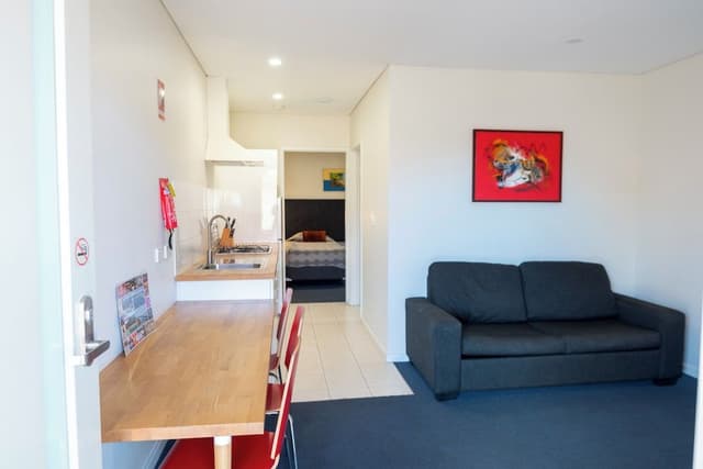 1 Bedroom Apartment (2 Single Beds)