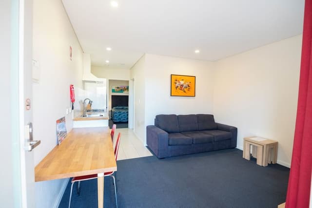 1 Bedroom Apartment (Queen)