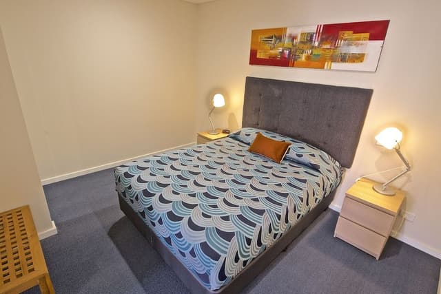 1 Bedroom Apartment (Queen)