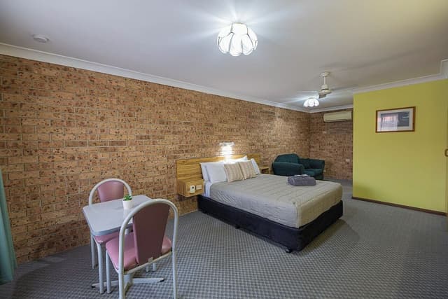 Deluxe Room, 1 Queen Bed