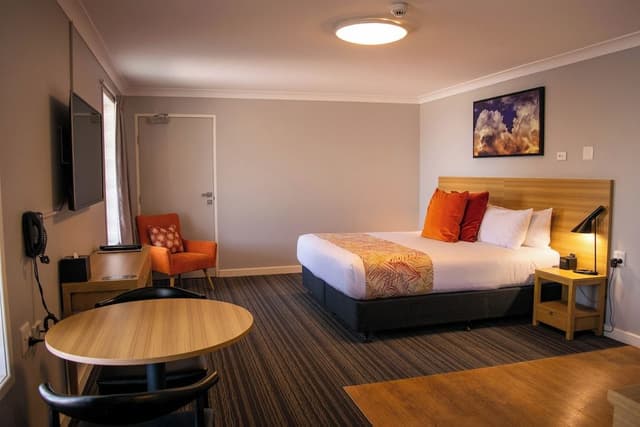 Accessible King Room