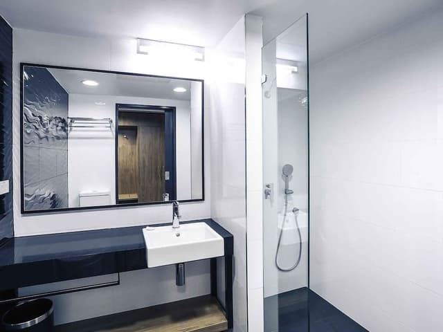 Superior Room, 1 King Bed