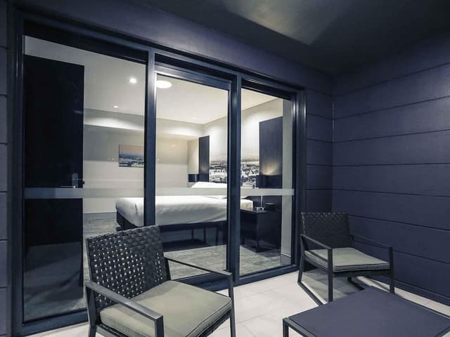 Apartment, 1 Queen Bed, Balcony (West End)