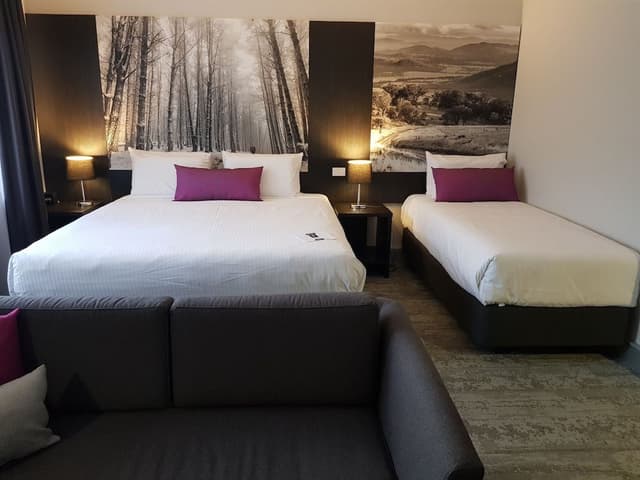 Standard Room, Multiple Beds (Family)