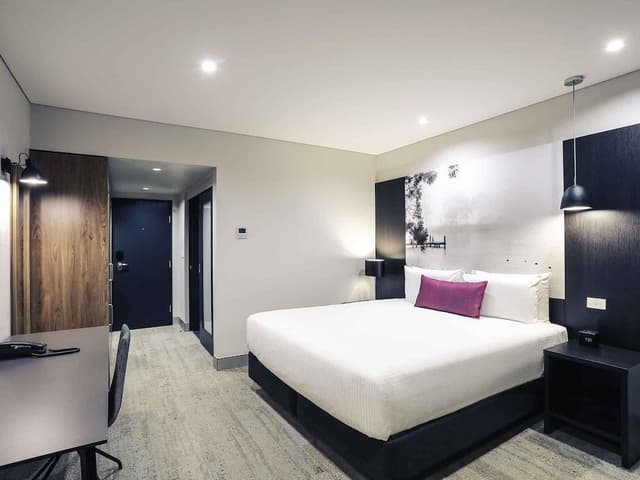 Superior Room, 1 King Bed