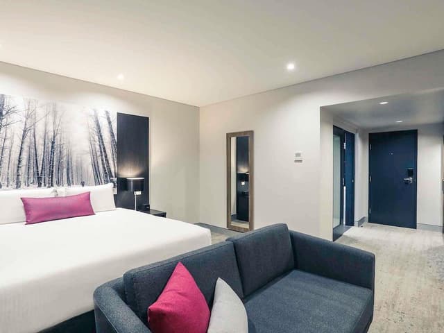 Superior Room, 1 King Bed