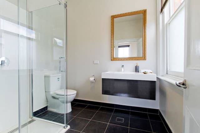 Single Room, Shared Bathroom