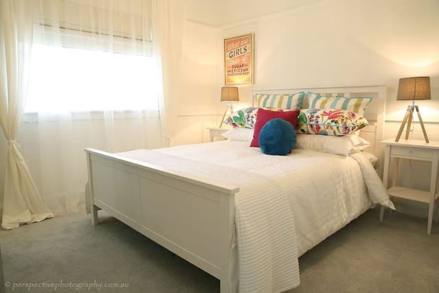 House, 2 Bedrooms