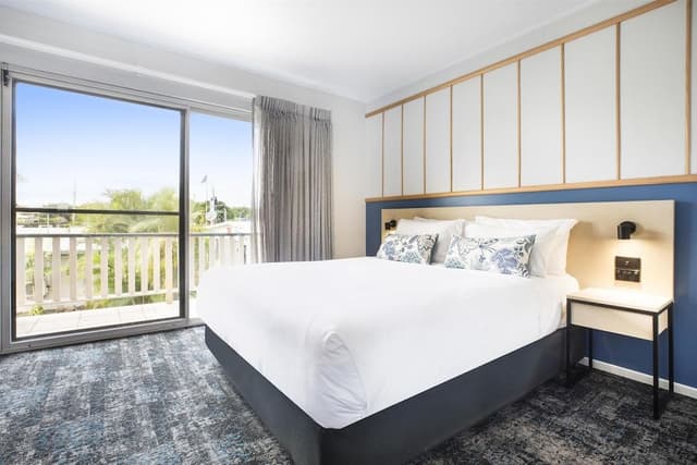 One Bedroom Apartment