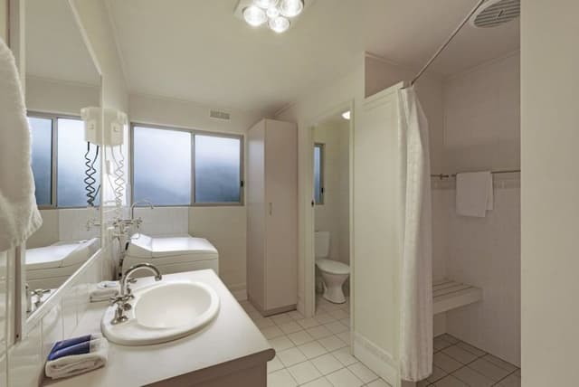 Superior 2 Bedroom Unit