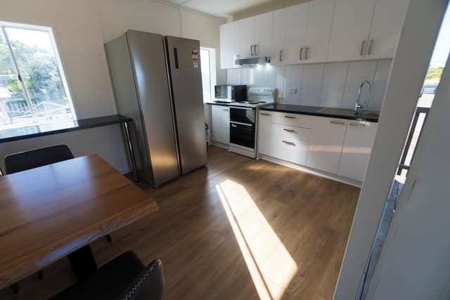 Economy Studio Room (Shared Bathroom)