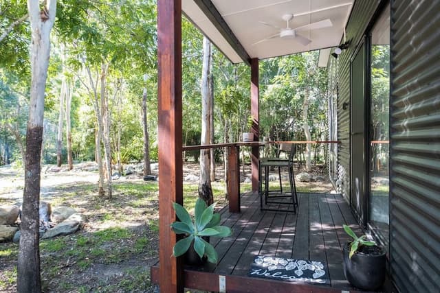 Wattle Cabin