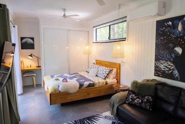 Cockatoo Cabin