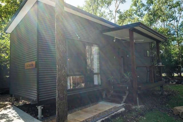 Cockatoo Cabin