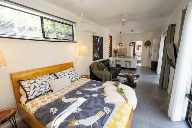 Cockatoo Cabin