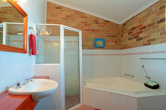 Executive Suite, 1 Bedroom, Non Smoking, Jetted Tub