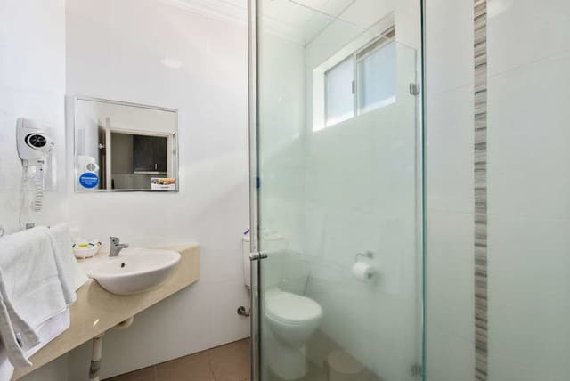 Executive Room, 1 King Bed, Kitchenette