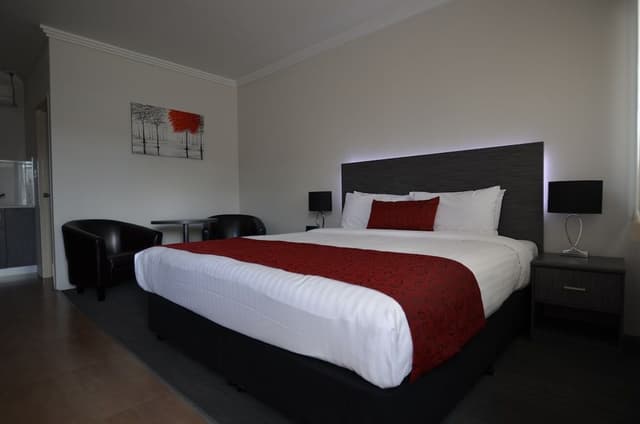 Executive Room, Kitchenette (1 King Bed, 1 Single Bed)