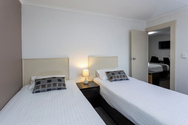 Family Room, 2 Bedrooms