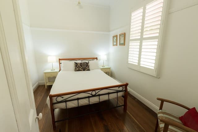 House, 3 Bedrooms, 2 Bathrooms