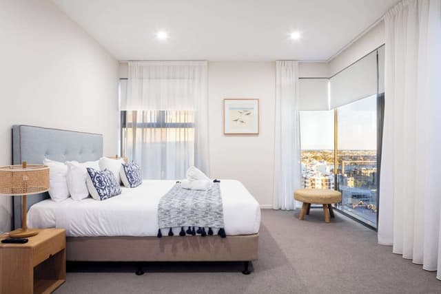 Penthouse, 3 Bedrooms (Top Floor)