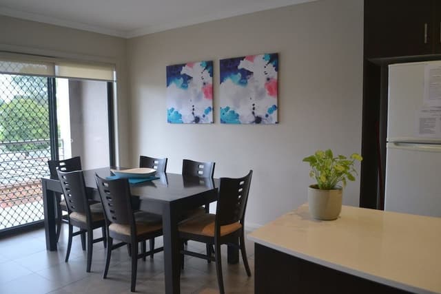 Luxury Apartment, 2 Bedrooms, Lake View