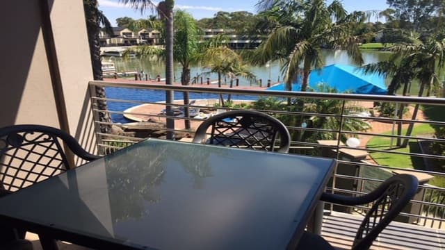 Luxury Apartment, 2 Bedrooms, Lake View