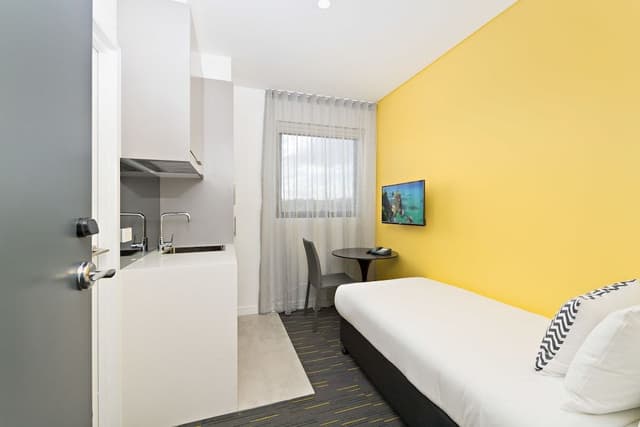 Single Suite + Grab n Go Bites