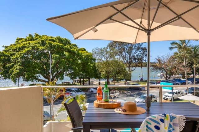 2 Bedroom River View Apartment