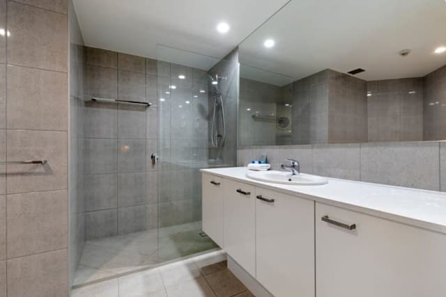 2 Bedroom River View Apartment