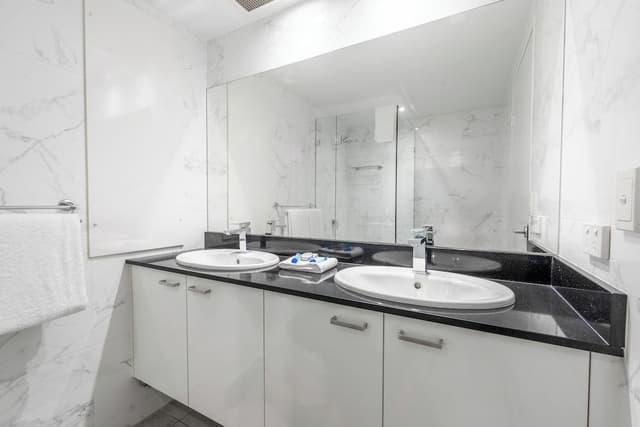 2 Bedroom River View Apartment