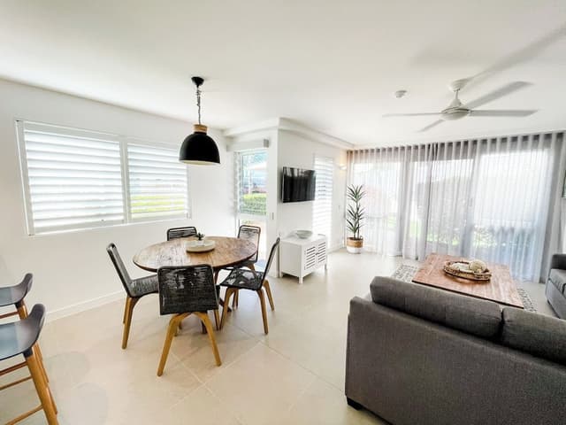 2 Bedroom River View Apartment