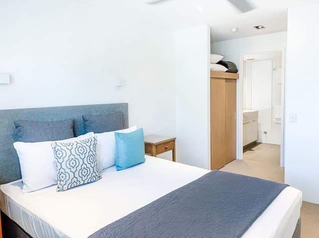 2 Bedroom River View Apartment