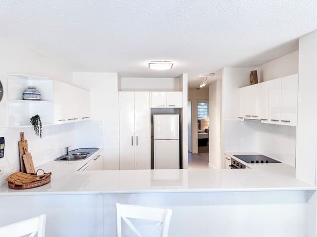 2 Bedroom River View Apartment