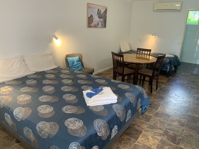 Standard Room, Non Smoking (Wheelchair Friendly Unit)