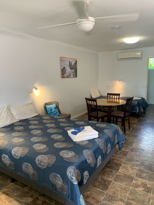 Standard Room, Non Smoking (Wheelchair Friendly Unit)