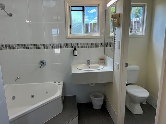 Standard Room, Non Smoking, Jetted Tub (Spa Room)