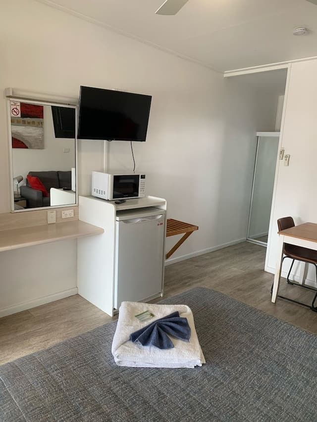 Standard Room, Non Smoking (Queen Room)